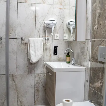 Hotel Atici 2 *